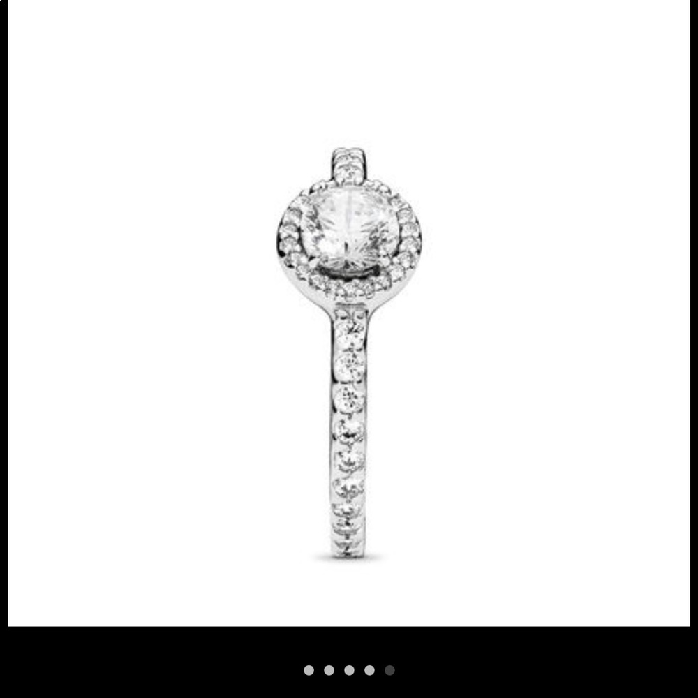 Pandora Ring
